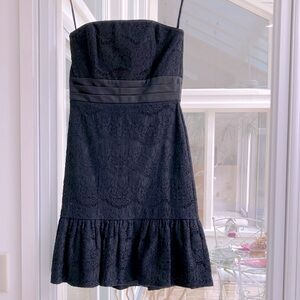 NEW Elegant Black Lace Strapless Dress